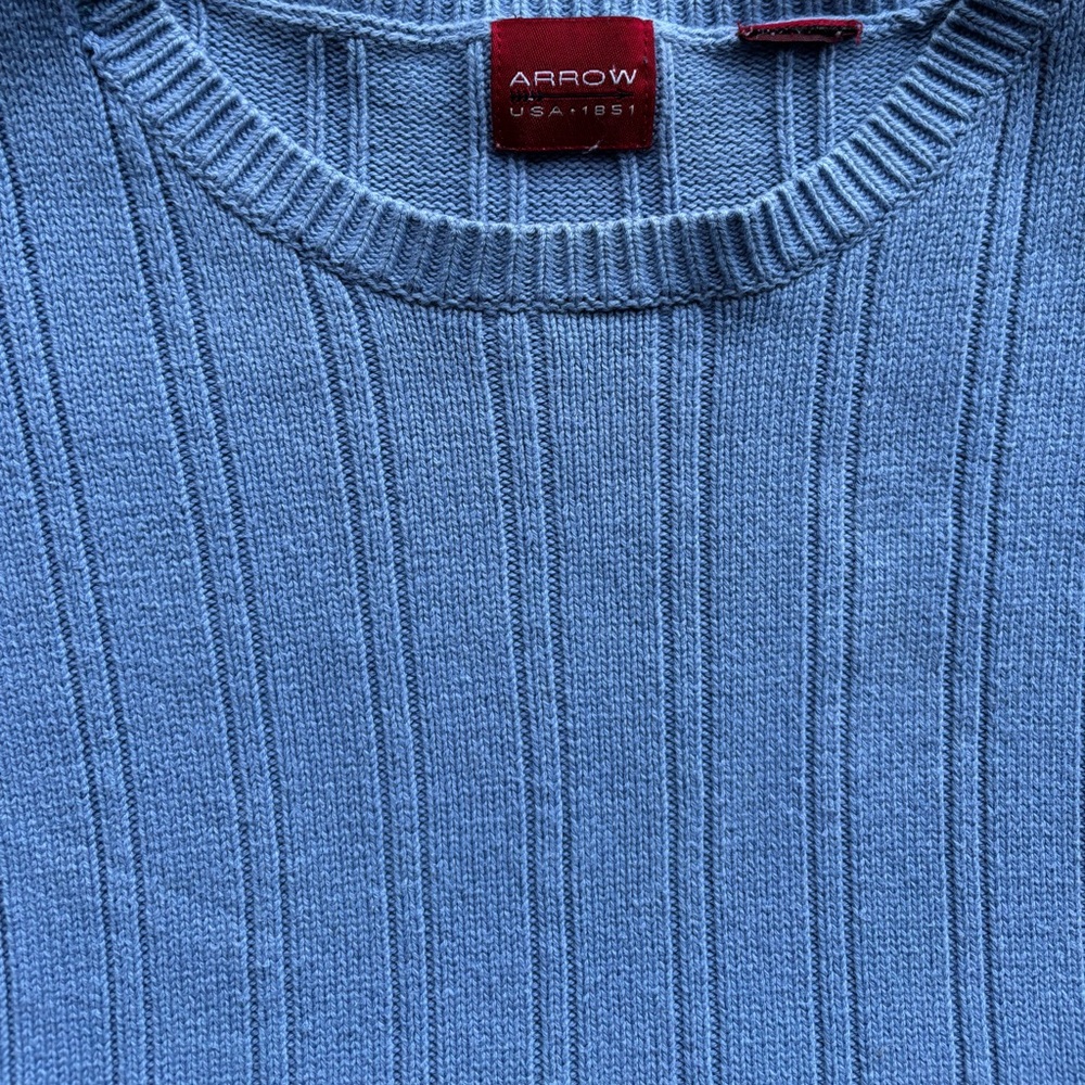 90’s Arrow Sky Blue Crewneck Sweater